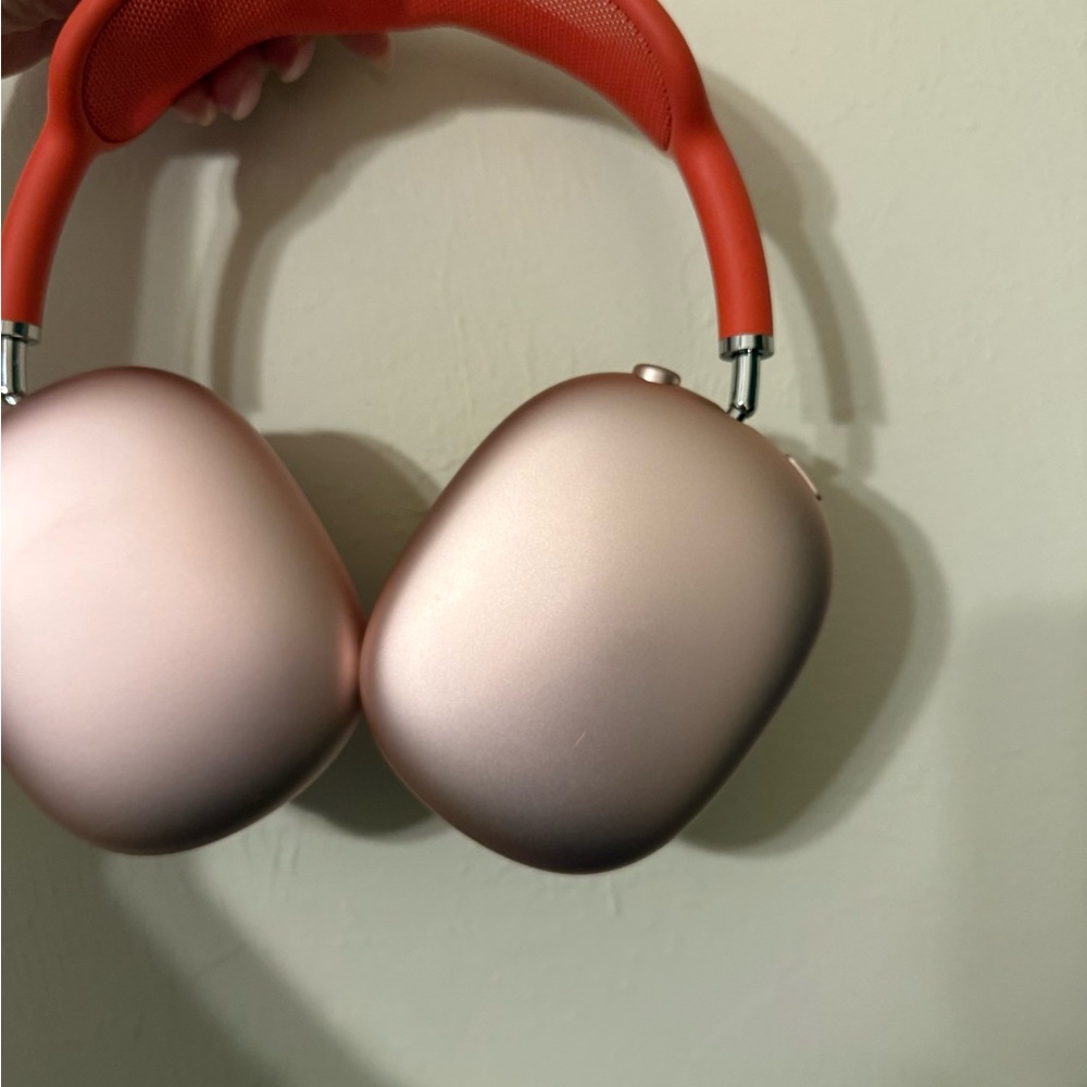 Apple AirPods Max Pink Over-Ear Headphones | Authentic | Used - Picture 6 of 9